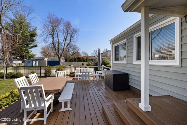 3433 Warner Ave, Louisville, KY 40207