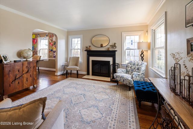 3433 Warner Ave, Louisville, KY 40207