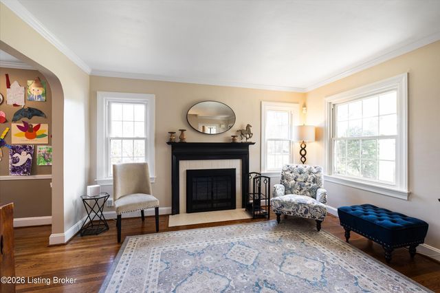 3433 Warner Ave, Louisville, KY 40207