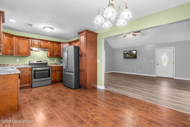 248 Eagle Feather St, Mt Washington, KY 40047