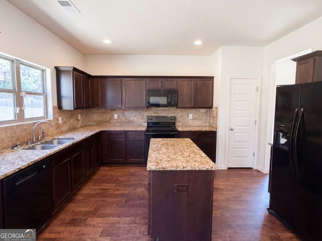 1234 England Terrace, Hampton, GA 30228