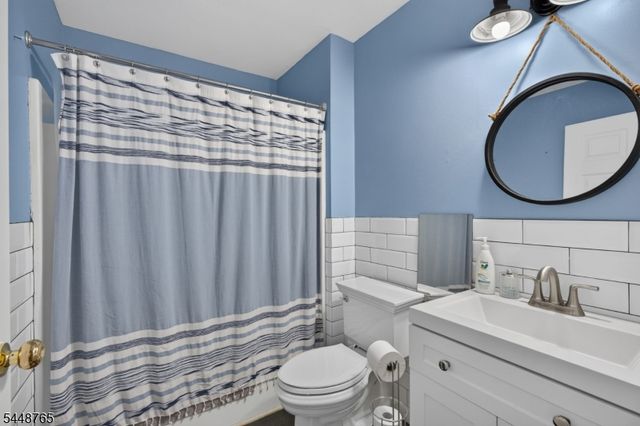 123 Vail Rd, Knowlton Twp., NJ 07832