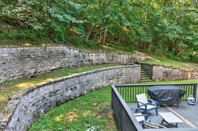 123 Vail Rd, Knowlton Twp., NJ 07832