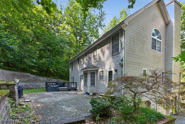 123 Vail Rd, Knowlton Twp., NJ 07832