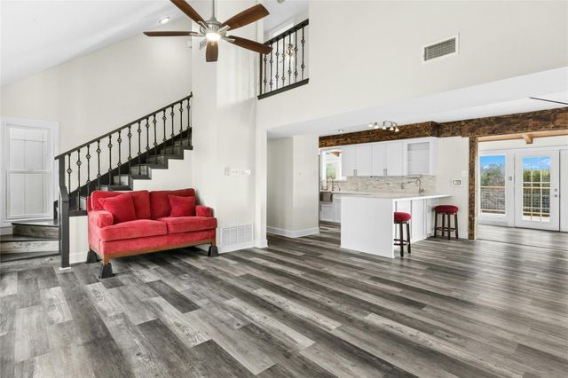1562 Windmere, Canyon Lake, TX 78133