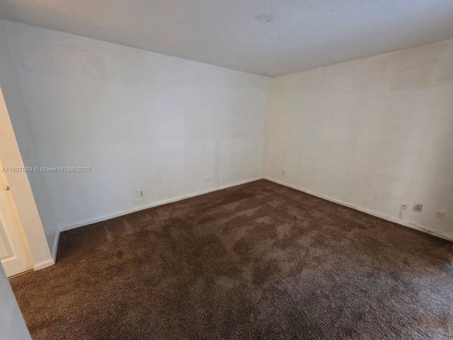 3252 Foxcroft Rd 112, Miramar, FL 33025