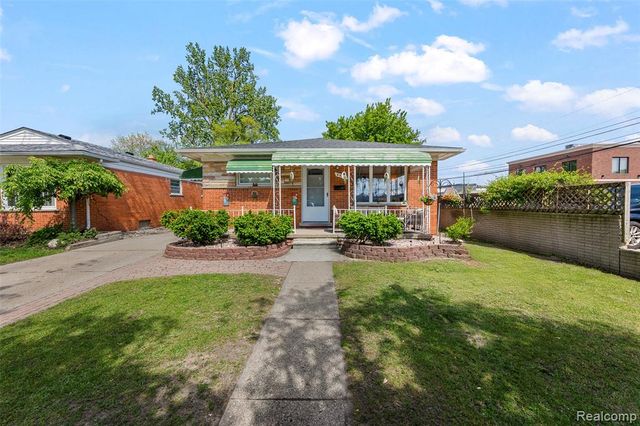5634 N Lafayette Street, Dearborn Heights, MI 48127
