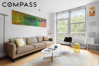 249 E 118th St Apt 3B, New York City, NY 10035
