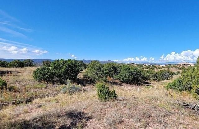 2 Luna Media Lot 57, Santa Fe, NM 87506