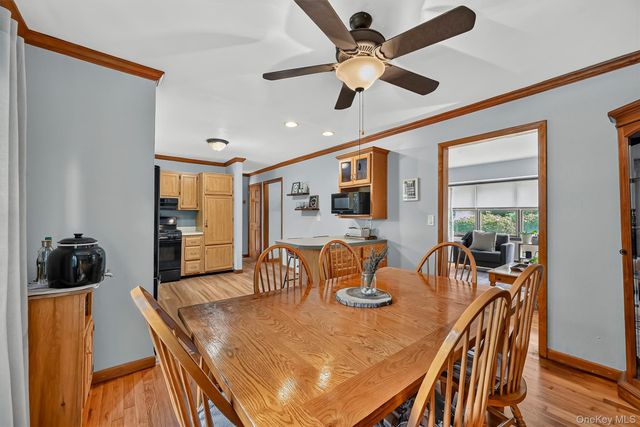 12 Emerson Drive, Washingtonville, NY 10992