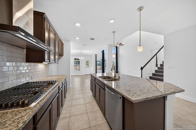 12455 Diagon Alley, San Antonio, TX 78254
