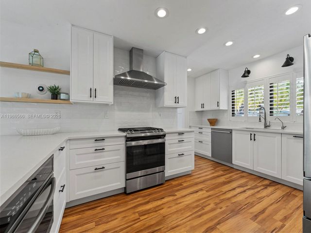 9020 SW 187th Ter, Cutler Bay, FL 33157