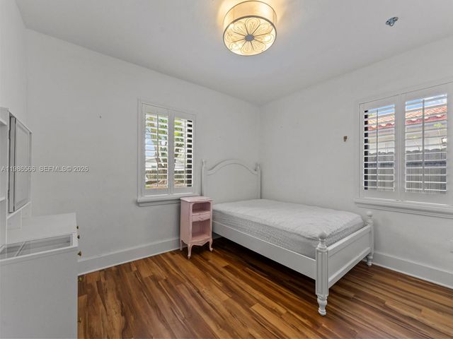 9020 SW 187th Ter, Cutler Bay, FL 33157