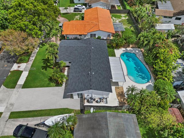 9020 SW 187th Ter, Cutler Bay, FL 33157