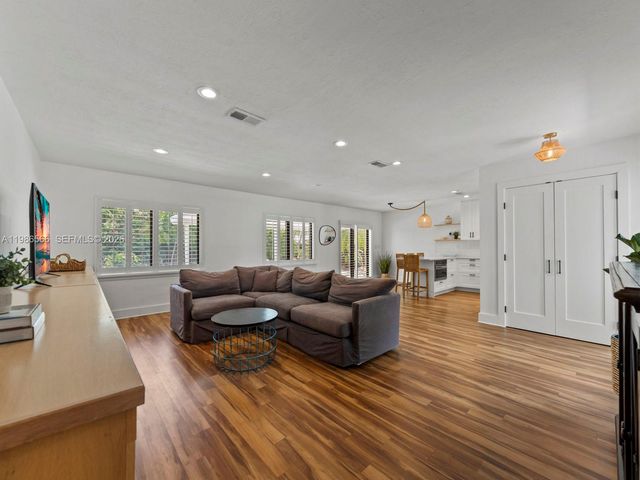 9020 SW 187th Ter, Cutler Bay, FL 33157