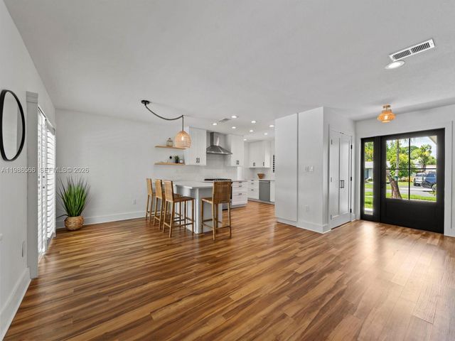 9020 SW 187th Ter, Cutler Bay, FL 33157