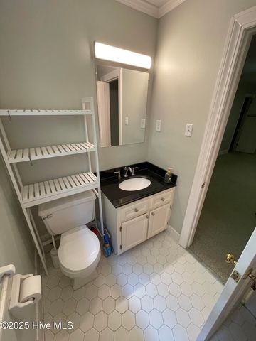 104 Evanswood Drive, Greenville, NC 27858
