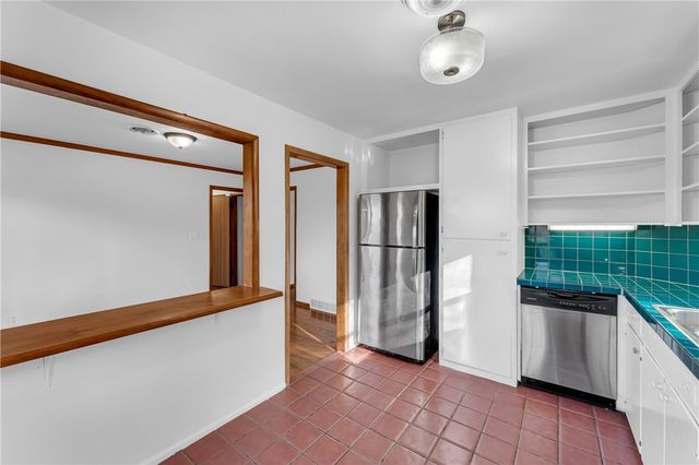 515 W Holly Street, Fayetteville, AR 72703