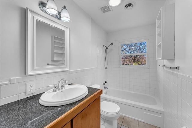 515 W Holly Street, Fayetteville, AR 72703