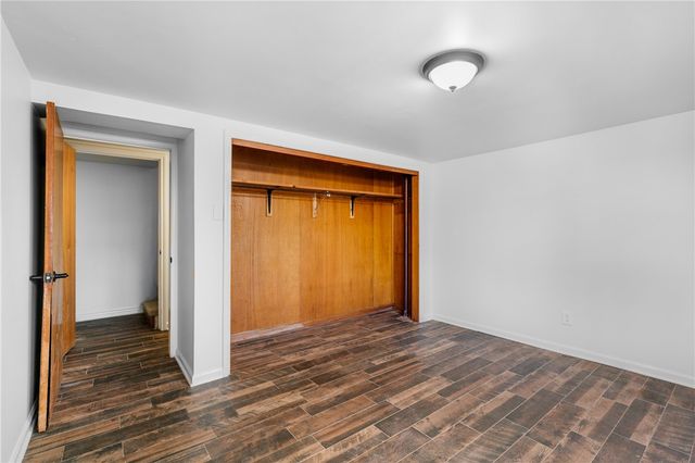 515 W Holly Street, Fayetteville, AR 72703