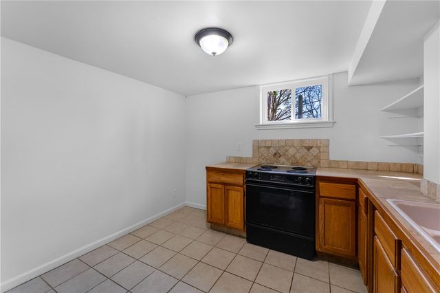 515 W Holly Street, Fayetteville, AR 72703