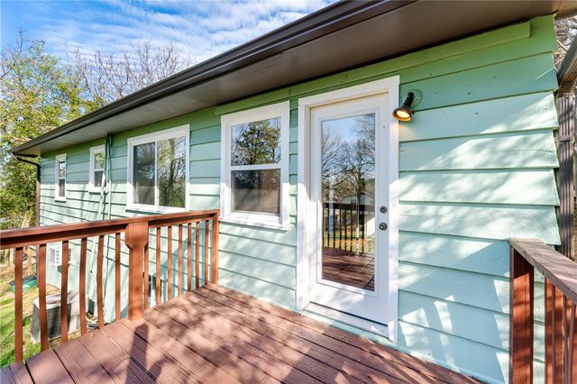 515 W Holly Street, Fayetteville, AR 72703