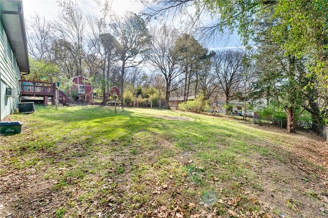 515 W Holly Street, Fayetteville, AR 72703