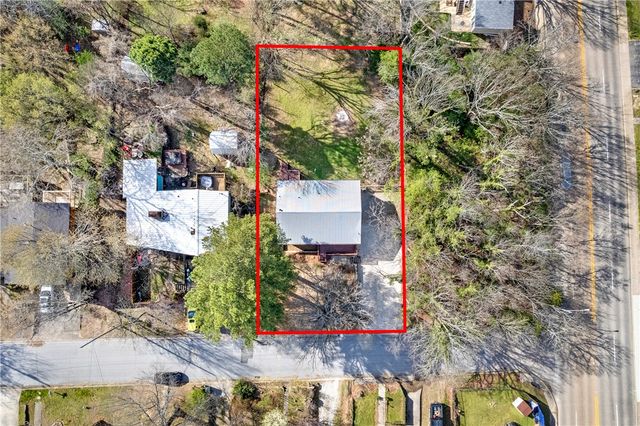 515 W Holly Street, Fayetteville, AR 72703