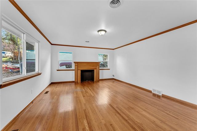 515 W Holly Street, Fayetteville, AR 72703