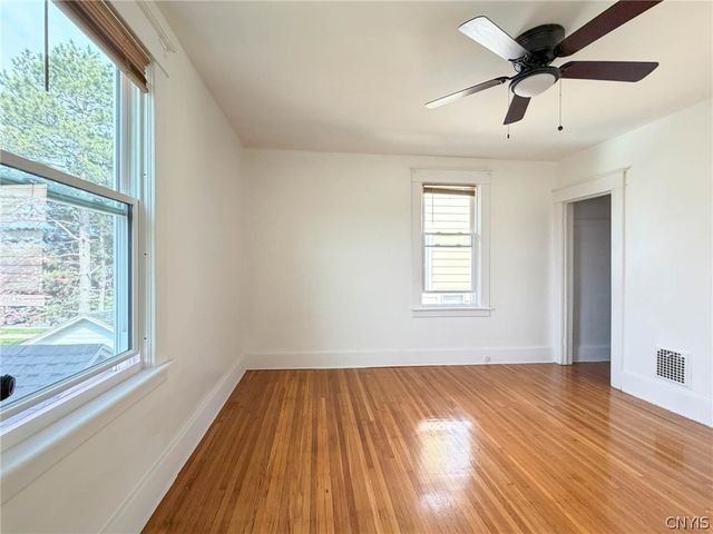 19 Rose Place, Utica, NY 13502