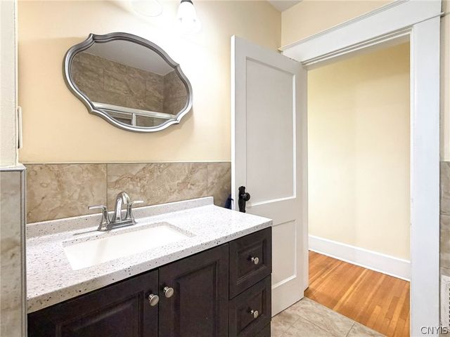 19 Rose Place, Utica, NY 13502