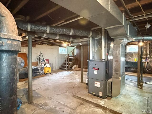 19 Rose Place, Utica, NY 13502