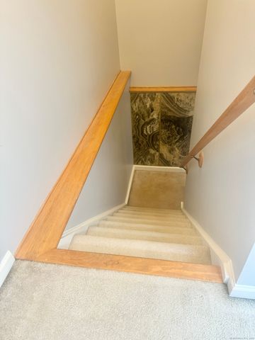 116 Dunbar Lane 2, Hamden, CT 06514