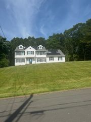 116 Dunbar Lane 2, Hamden, CT 06514