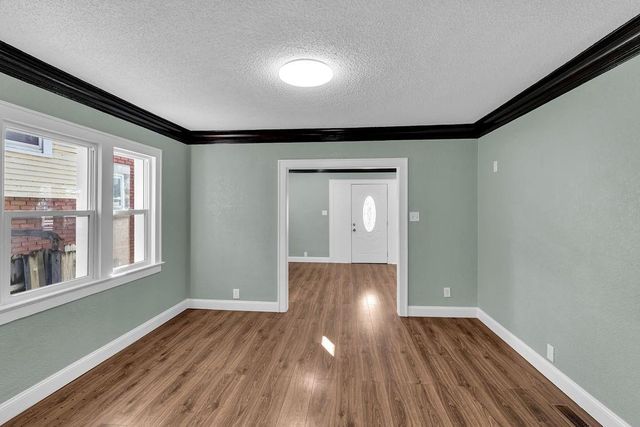 327 N 18th Street, Kansas City, KS 66102