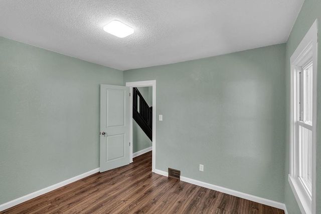 327 N 18th Street, Kansas City, KS 66102