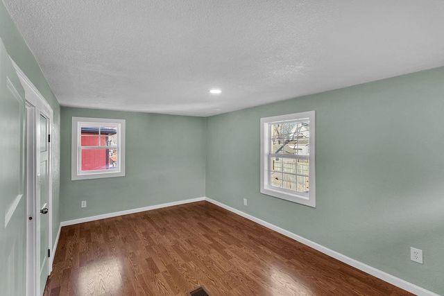 327 N 18th Street, Kansas City, KS 66102