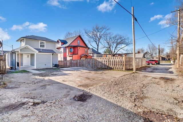 327 N 18th Street, Kansas City, KS 66102