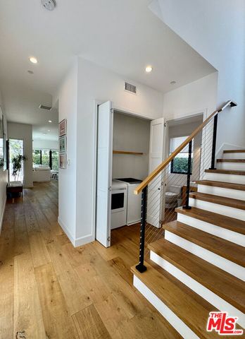 11848 Tennessee Place, Los Angeles, CA 90064
