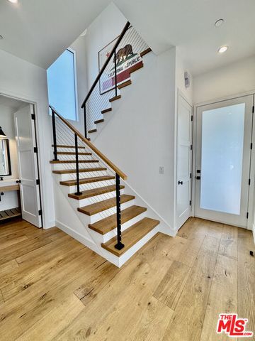 11848 Tennessee Place, Los Angeles, CA 90064