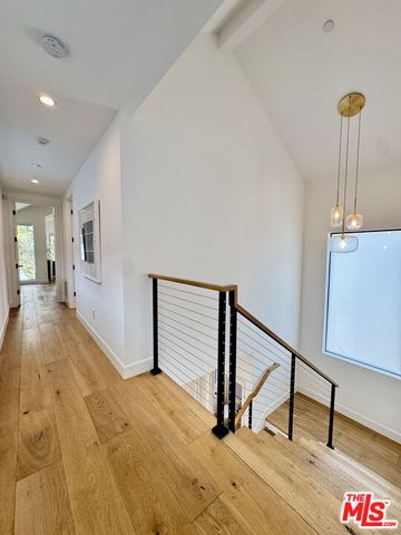 11848 Tennessee Place, Los Angeles, CA 90064