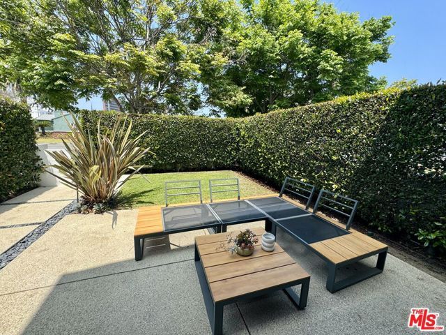 11848 Tennessee Place, Los Angeles, CA 90064