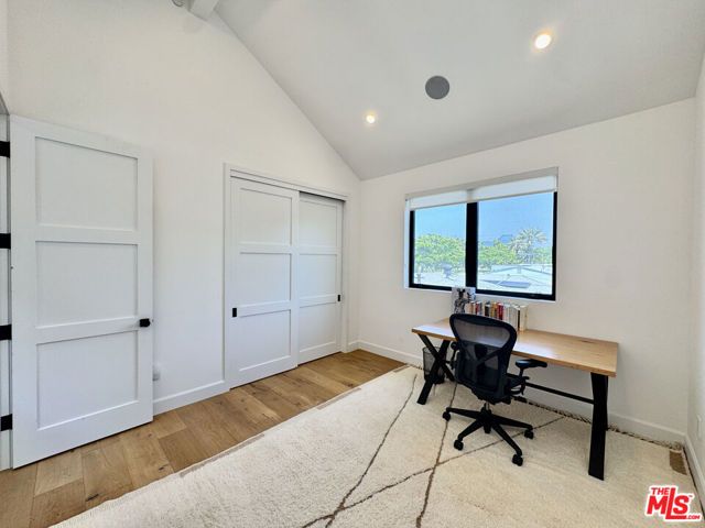 11848 Tennessee Place, Los Angeles, CA 90064