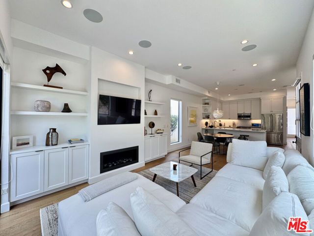 11848 Tennessee Place, Los Angeles, CA 90064