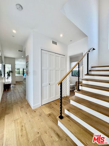 11848 Tennessee Place, Los Angeles, CA 90064