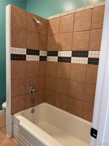 4620 Pennsylvania Avenue, St Louis, MO 63111