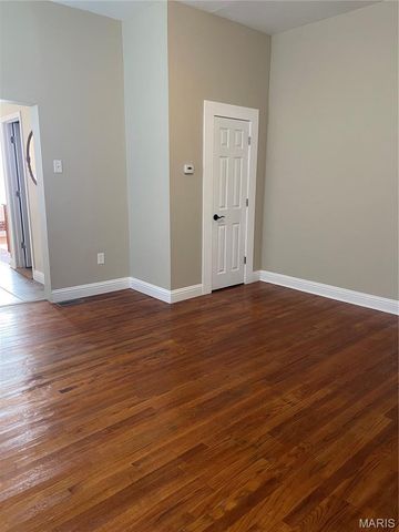 4620 Pennsylvania Avenue, St Louis, MO 63111