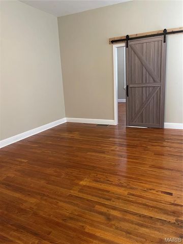 4620 Pennsylvania Avenue, St Louis, MO 63111