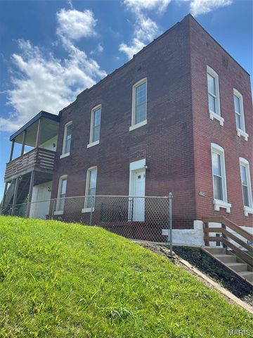 4620 Pennsylvania Avenue, St Louis, MO 63111