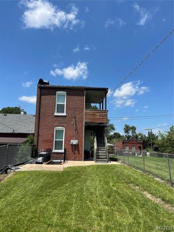 4620 Pennsylvania Avenue, St Louis, MO 63111
